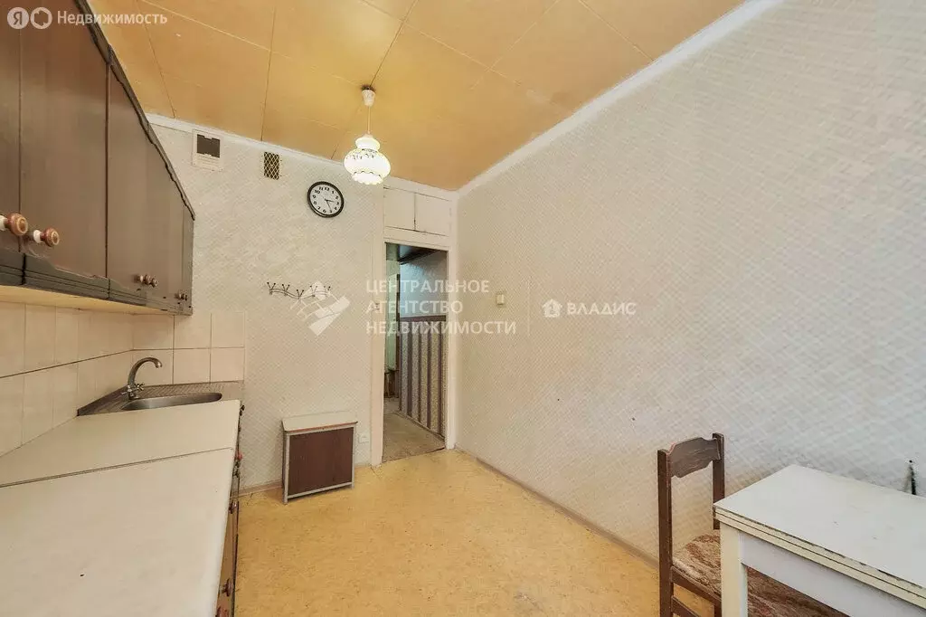 3-комнатная квартира: Рязань, район Канищево, Интернациональная улица, ... - Фото 2