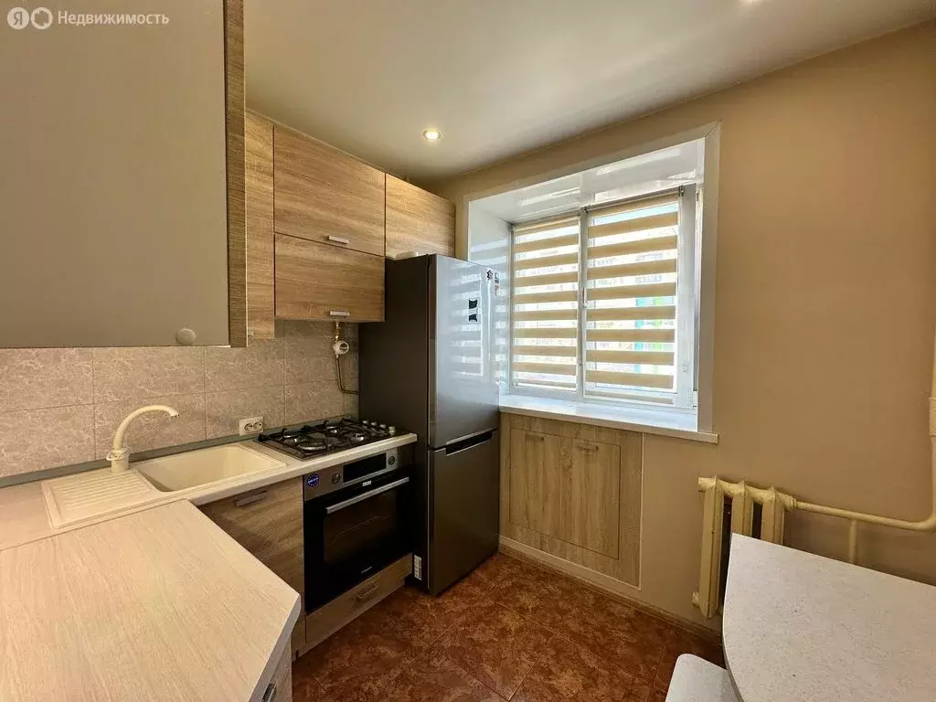 2-комнатная квартира: Киров, улица Горького, 63 (40.7 м) - Фото 1