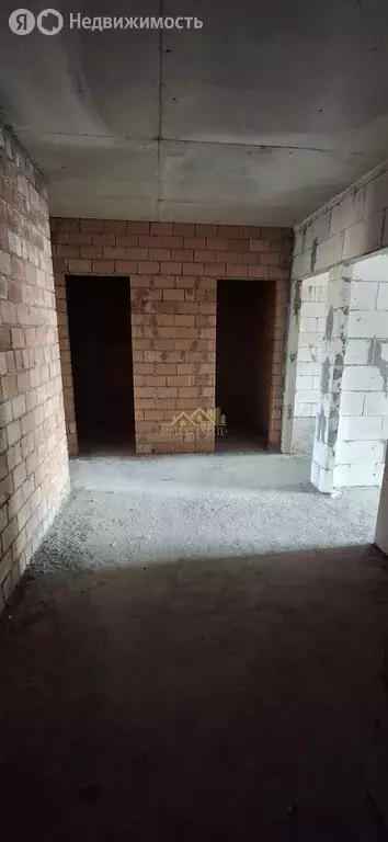 2-комнатная квартира: Владикавказ, улица Курсантов-Кировцев, 4А (72.4 ... - Фото 2