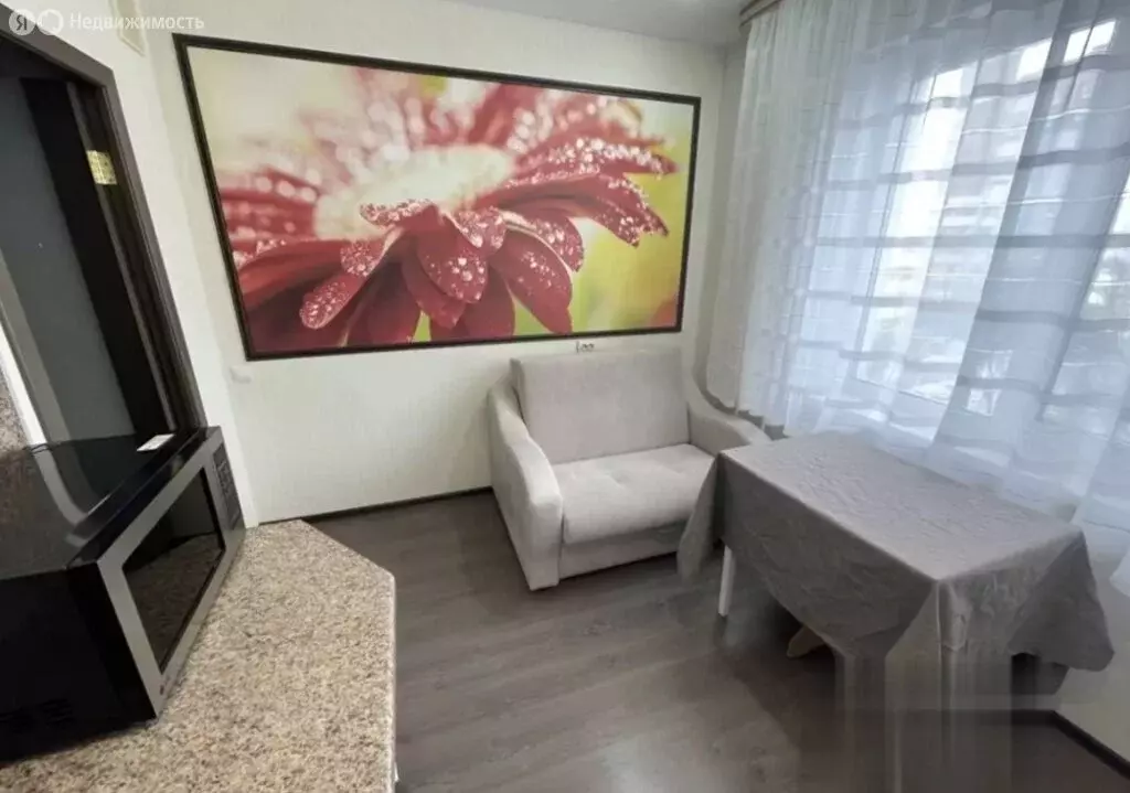 1-комнатная квартира: Омск, улица Конева, 32/1 (38 м) - Фото 1