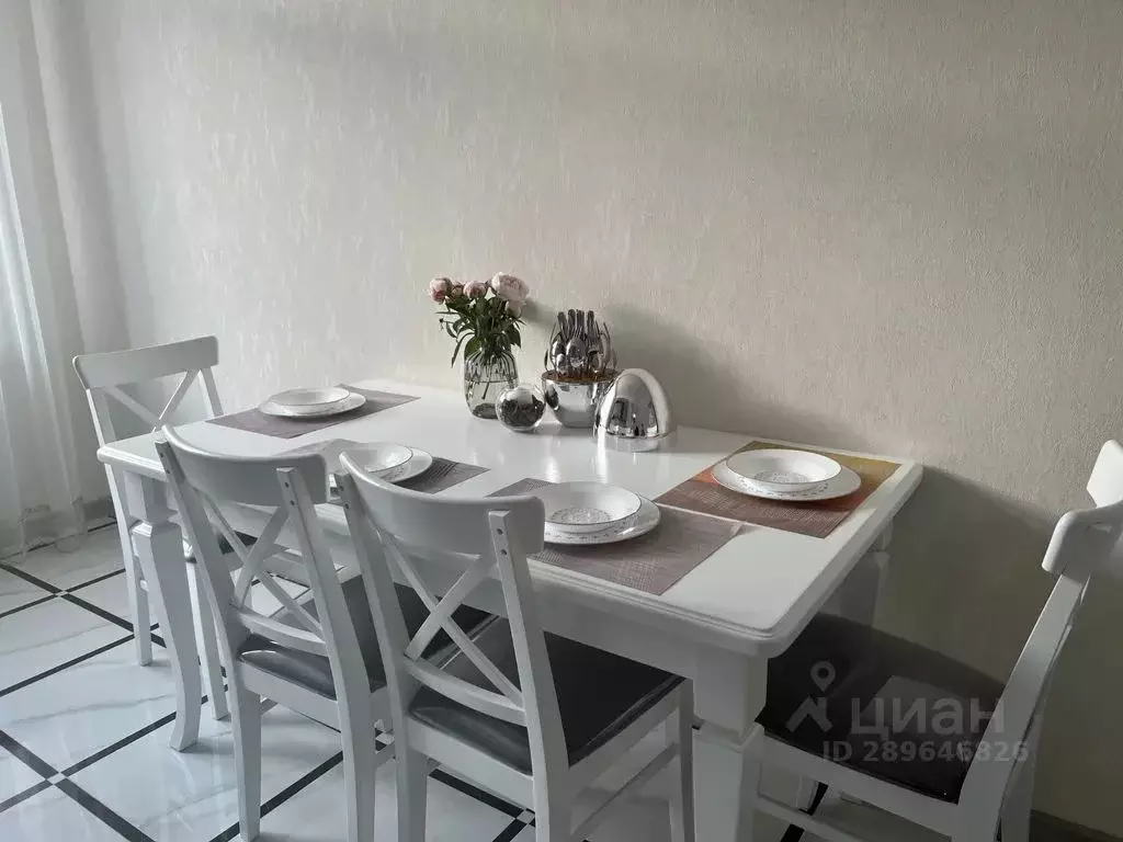 2-к кв. Дагестан, Махачкала ул. Времена Года, 9к2 (73.0 м) - Фото 1