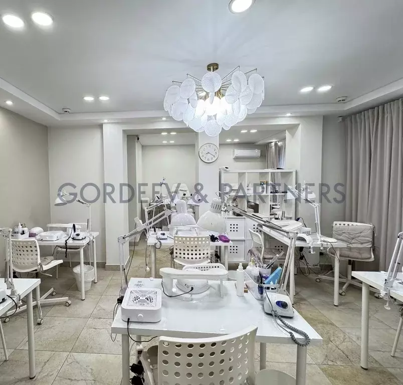 Помещение свободного назначения в Татарстан, Казань ул. Галии ... - Фото 1