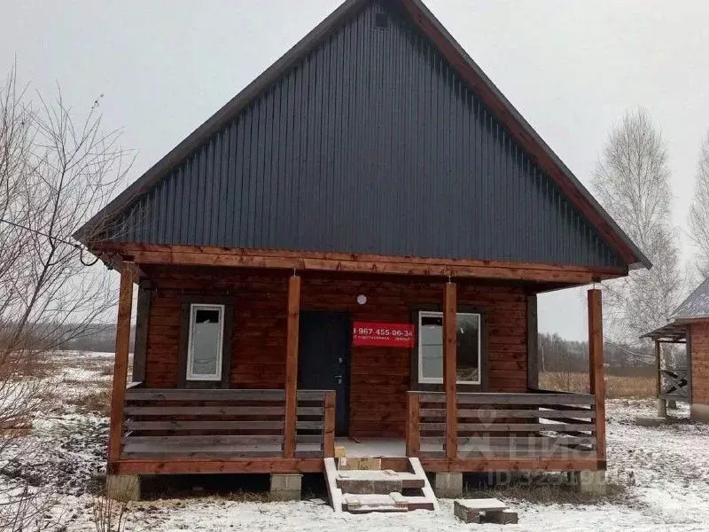 Дом в Башкортостан, Иглинский сельсовет, с. Иглино  (90 м) - Фото 0