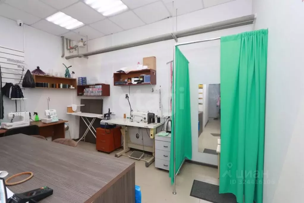 Помещение свободного назначения в Иркутская область, Иркутск ул. ... - Фото 1