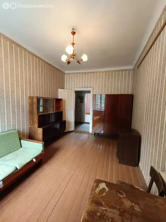 3-комнатная квартира: посёлок Октябрьский, улица Ленина, 10 (85.5 м) - Фото 1