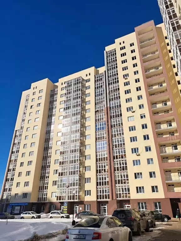 3-к кв. Оренбургская область, Оренбург Уральская ул., 2/9 (101.0 м) - Фото 0