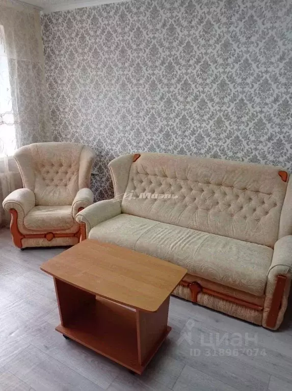 3-к кв. Крым, Красноперекопск ул. Калинина, 13 (57.0 м) - Фото 0
