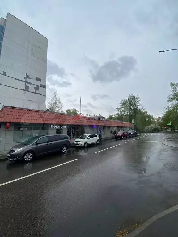 Продажа торгового помещения с арендатором шаурма - Фото 1