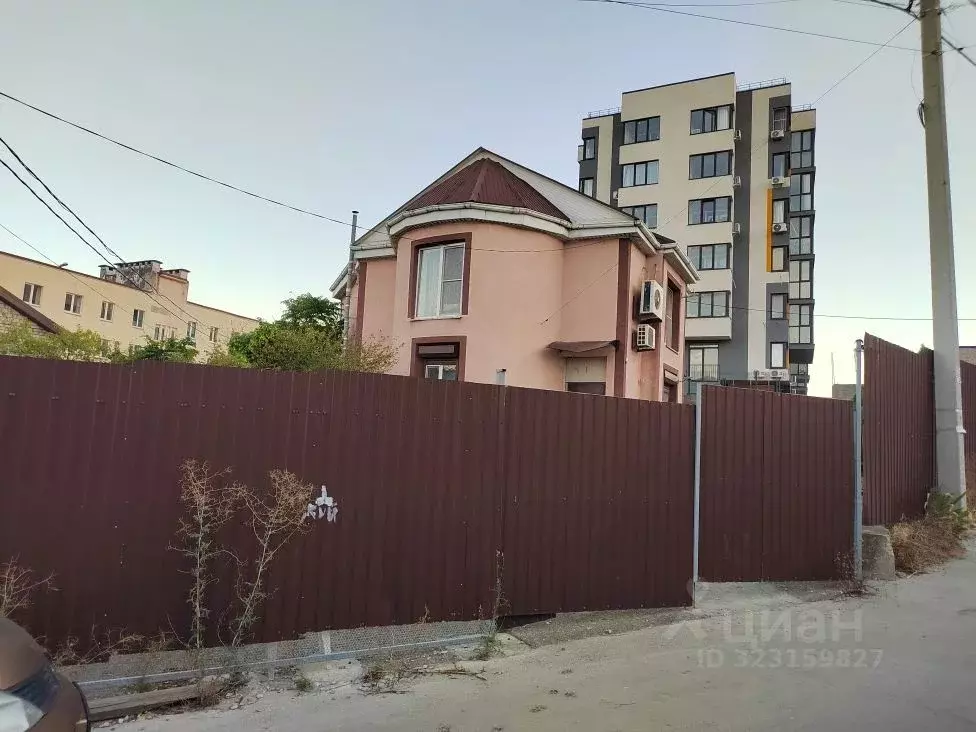 Дом в Краснодарский край, Новороссийск ул. Планеристов, 55В (120 м) - Фото 2