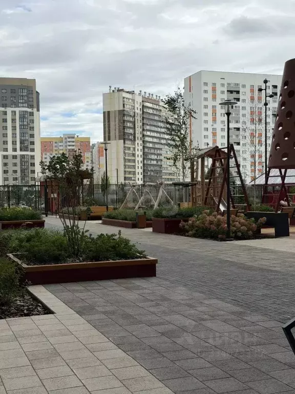 2-к кв. Тюменская область, Тюмень ул. Новоселов, 98 (58.5 м) - Фото 2