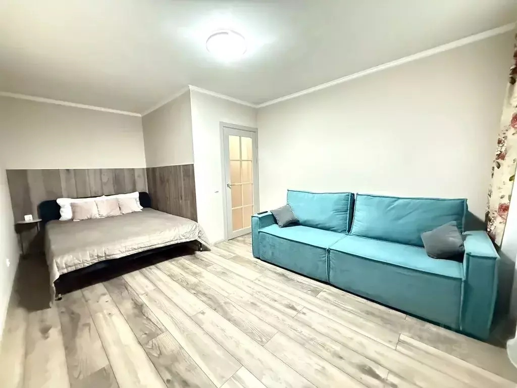 1-к кв. Тюменская область, Тюмень ул. Николая Семенова, 21 (45.0 м) - Фото 1