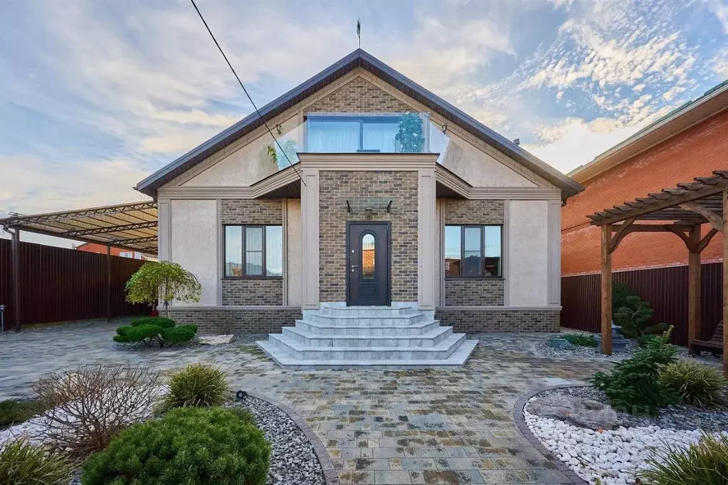 Дом в Краснодарский край, Краснодар Северный мкр, ул. Александра ... - Фото 1