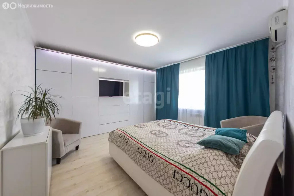 3-комнатная квартира: Хабаровск, улица Блюхера, 20 (62.3 м) - Фото 1