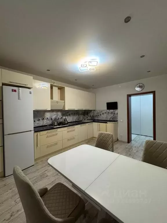 2-к кв. Татарстан, Казань ул. Академика Губкина, 30г (70.5 м) - Фото 2