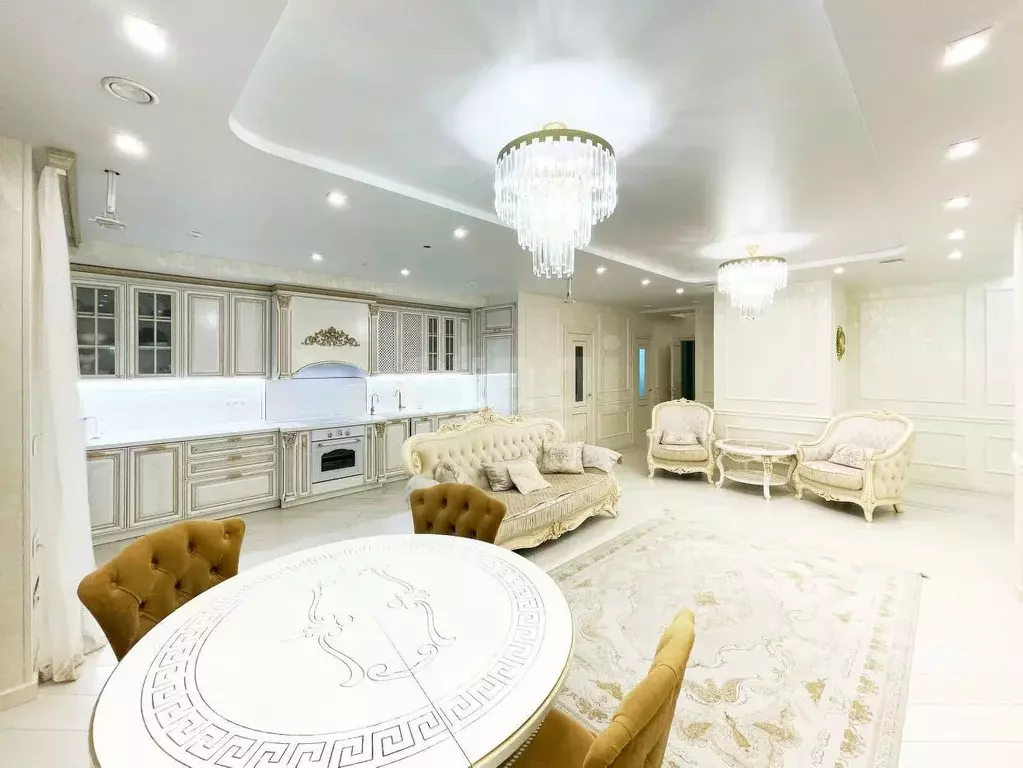 4-к кв. Ханты-Мансийский АО, Сургут ул. Чехова, 12 (153.1 м) - Фото 2