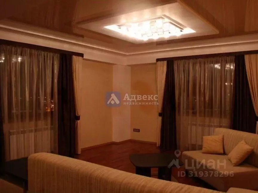 3-к кв. Тюменская область, Тюмень Первомайская ул., 34 (100.0 м) - Фото 1