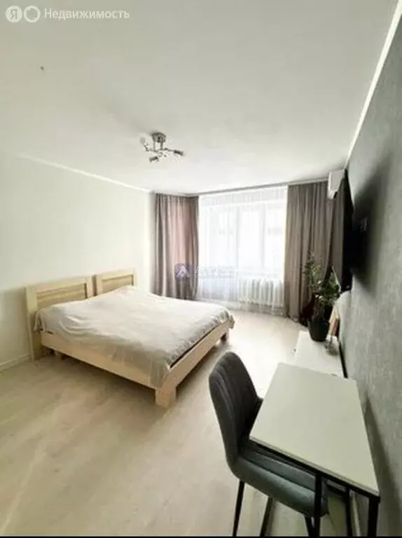 1-комнатная квартира: Тюмень, улица Пермякова, 65 (36.5 м) - Фото 1