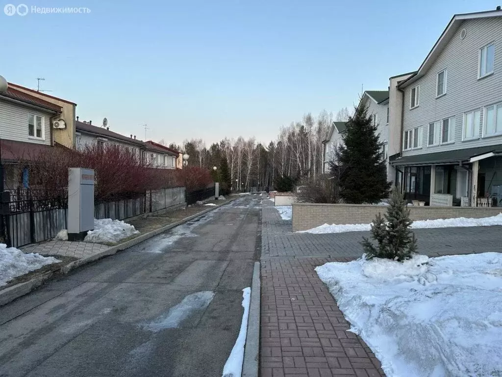 Дом в Иркутск, Улан-Баторская улица (325 м) - Фото 1