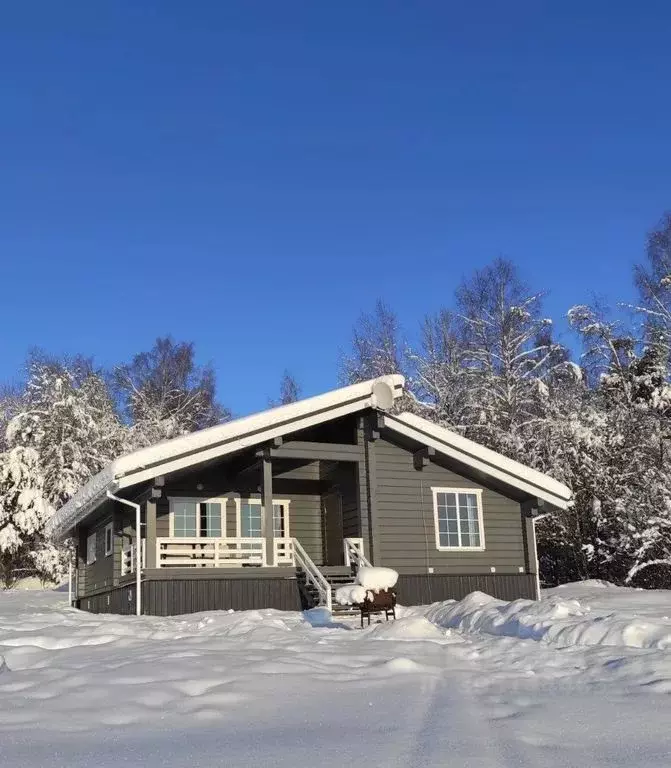 Дом в Тверская область, Кашинский муниципальный округ, д. Семеновское ... - Фото 1