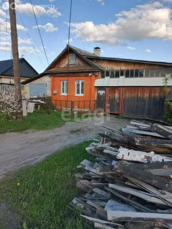 Дом в посёлок городского типа Пышма, улица Ленина (38.9 м) - Фото 1
