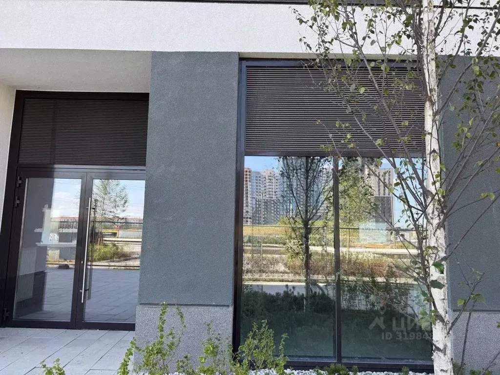 Торговая площадь в Свердловская область, Екатеринбург ул. Академика ... - Фото 2