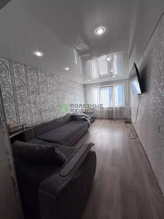 1-к. квартира, 42 м, 5/5 эт. - Фото 1