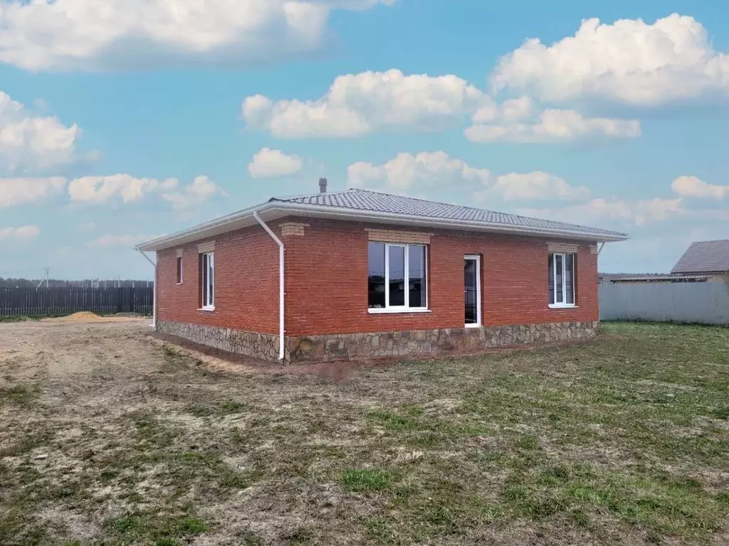 Дом в Ленинградская область, Тосненский район, Федоровское городское ... - Фото 1
