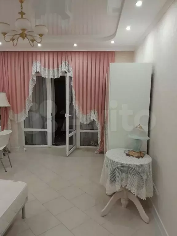 2-к. квартира, 60 м, 1/6 эт. - Фото 0