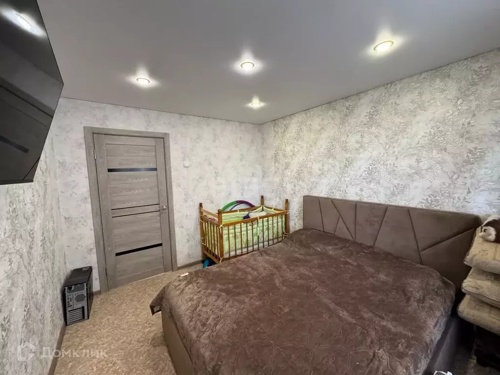 Продаётся 4-к квартира, 60 м - Фото 0