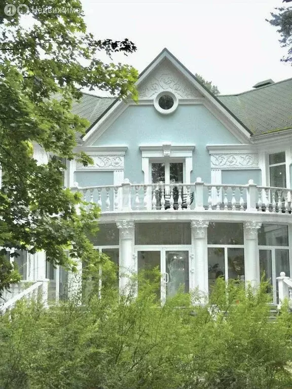 Дом в Балашиха, микрорайон Салтыковка, улица Лесные Поляны, 140 (450 ... - Фото 1