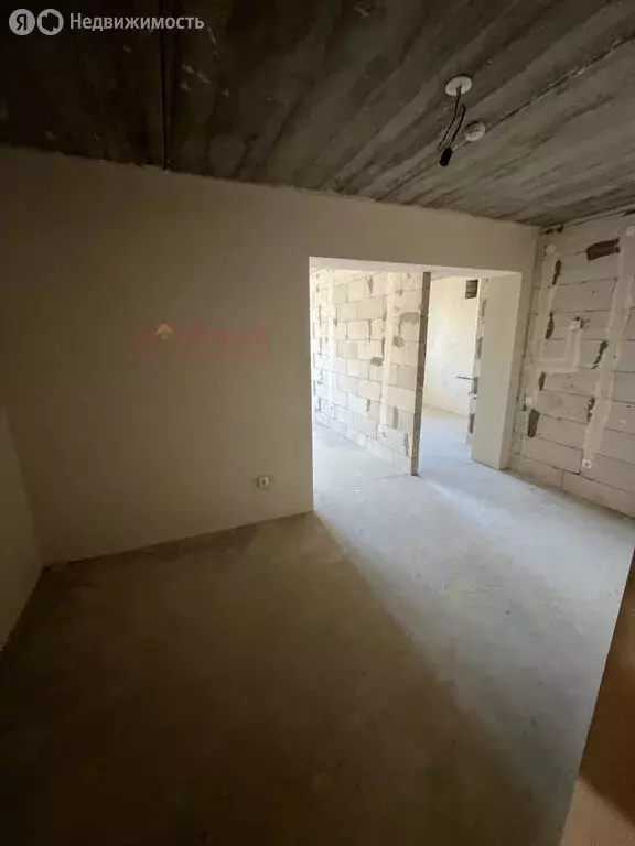 2-комнатная квартира: Смоленск, 2-я Киевская улица, 18А (67 м) - Фото 1