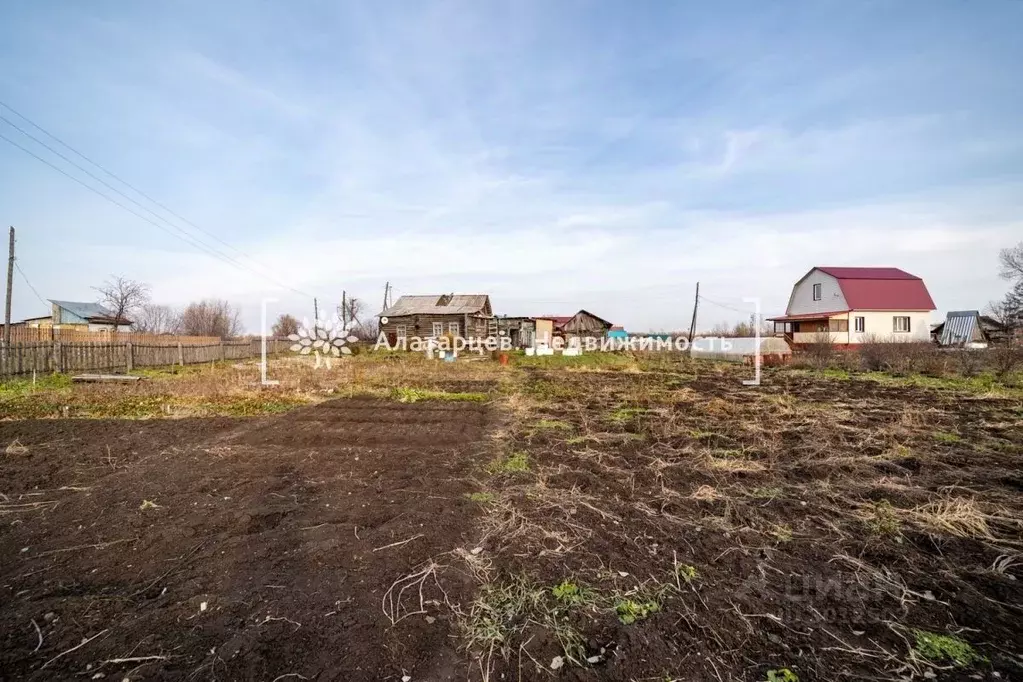 Дом в Томская область, Шегарское с/пос, д. Старая Шегарка ул. ... - Фото 1