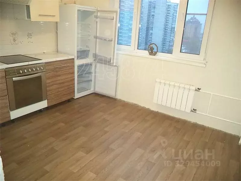 3-к кв. Москва Рублевское ш., 42К2 (74.0 м) - Фото 1