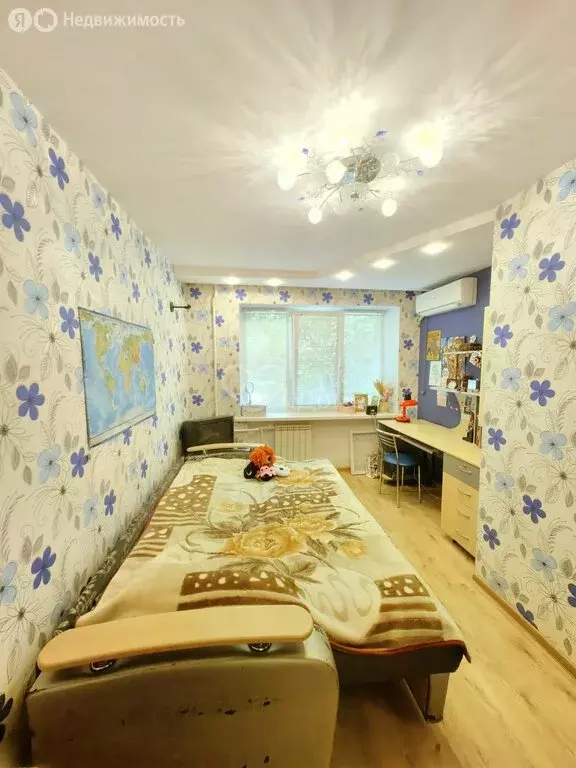 3-комнатная квартира: Волгоград, Брестская улица, 11 (62 м) - Фото 0