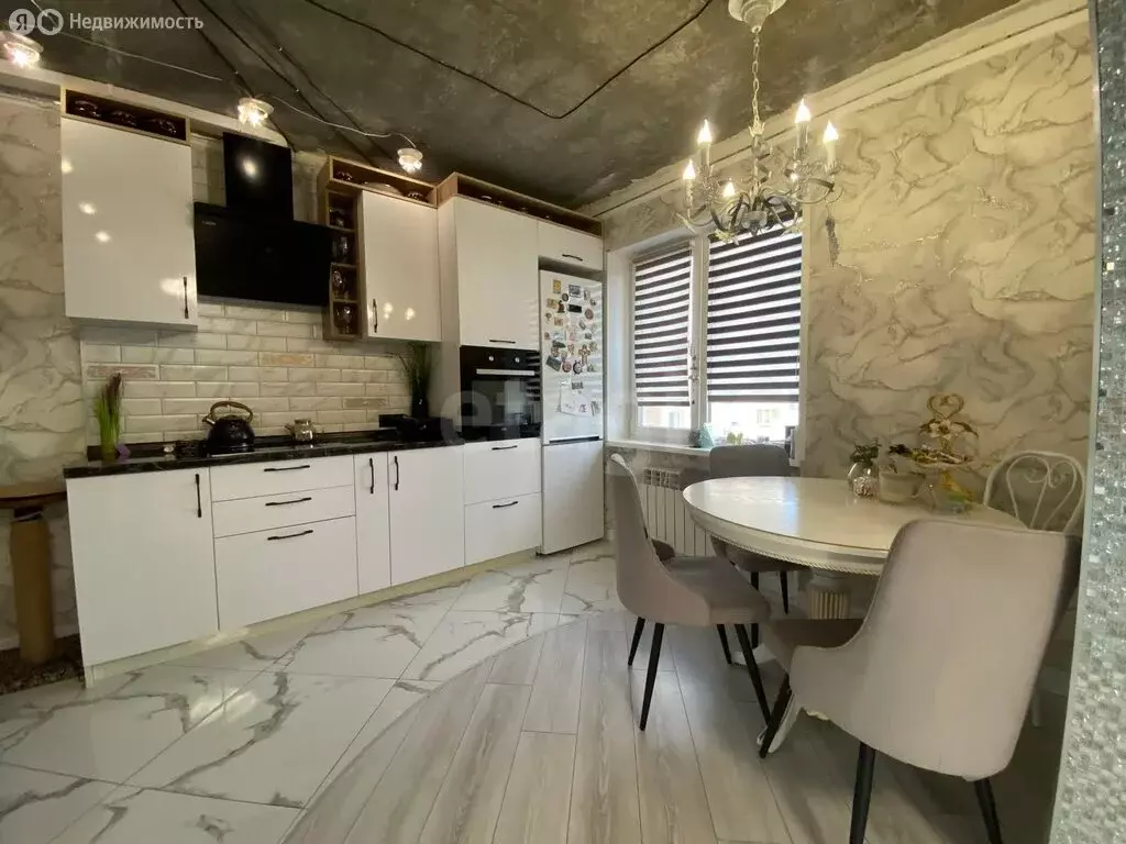 2-комнатная квартира: Энгельс, Полиграфическая улица, 85 (54.7 м) - Фото 2