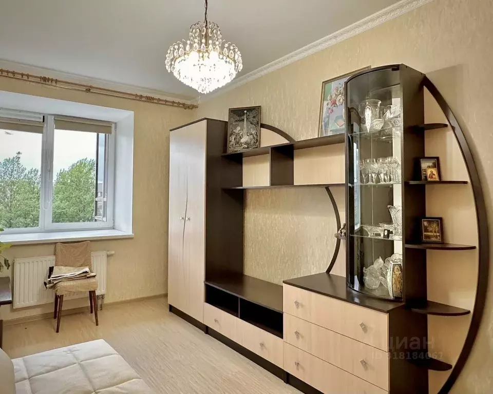 1-к кв. Санкт-Петербург ул. Есенина, 1к1 (34.6 м) - Фото 0