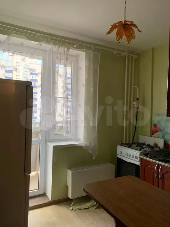 1-к. квартира, 40 м, 4/9 эт. - Фото 1