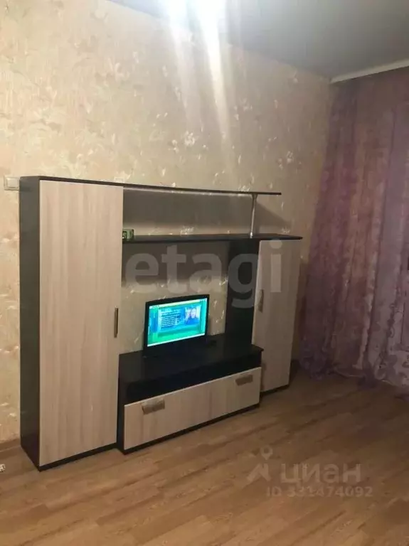 1-к кв. Ямало-Ненецкий АО, Новый Уренгой Сибирская ул., 63 (33.9 м) - Фото 1