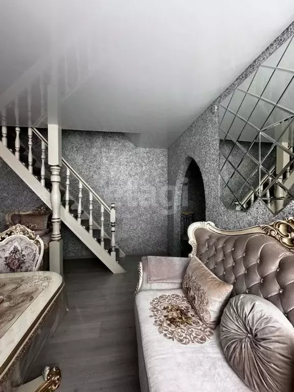 Дом в Ингушетия, Карабулак ул. Борова, 27 (150 м) - Фото 0