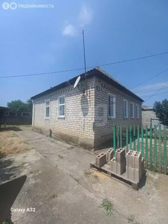 Дом в село Кочубеевское, улица Энгельса (51.6 м) - Фото 1