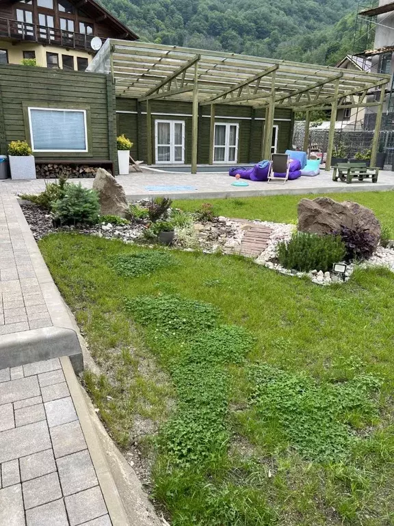 Дом в Краснодарский край, Сочи Красная Поляна пгт, ул. Заповедная, 86А ... - Фото 1