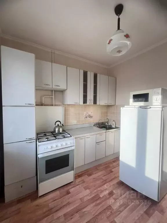 2-к кв. Омская область, Омск ул. Крупской, 3 (55.0 м) - Фото 0