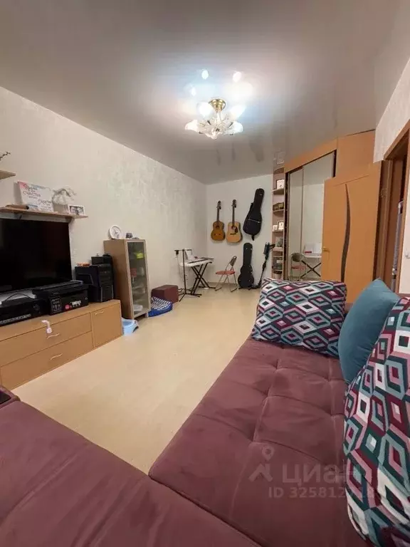 2-к кв. Свердловская область, Полевской ул. Ленина, 8 (42.8 м) - Фото 1