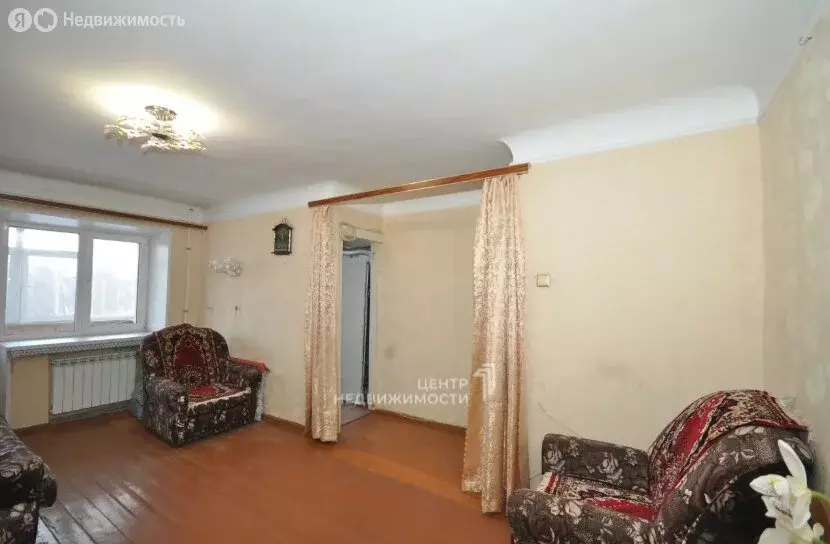 3-комнатная квартира: Казань, улица Гагарина, 115 (60 м) - Фото 1