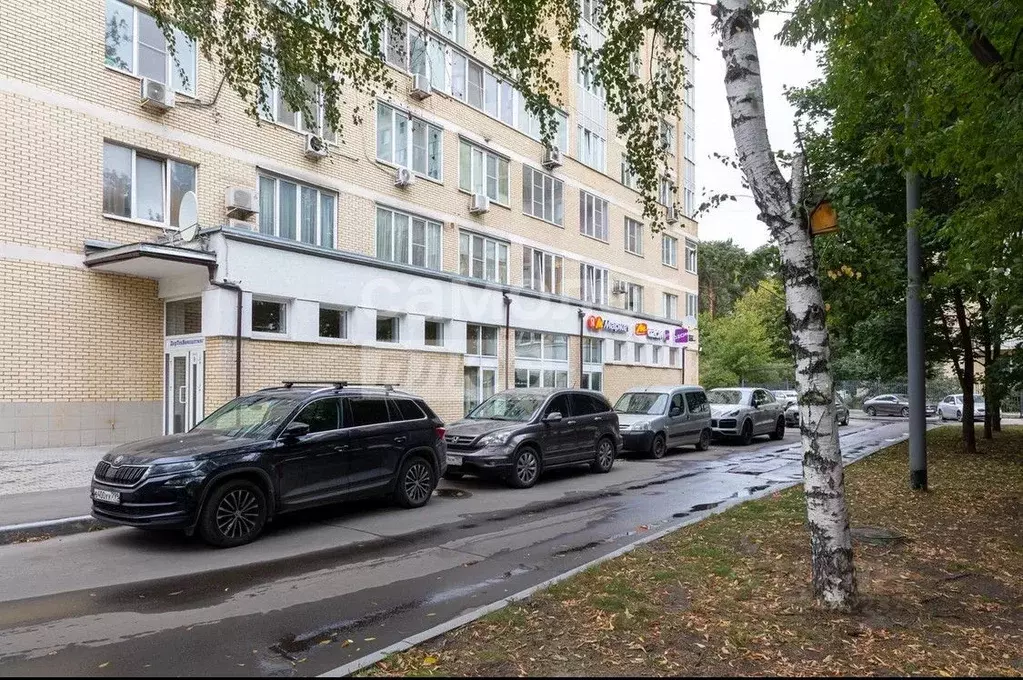 Помещение свободного назначения в Москва Челюскинская ул., 9 (120 м) - Фото 1