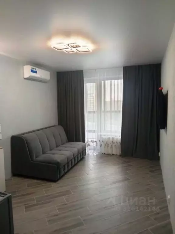 Студия Воронежская область, Воронеж ул. 9 Января, 223И (21.8 м) - Фото 1