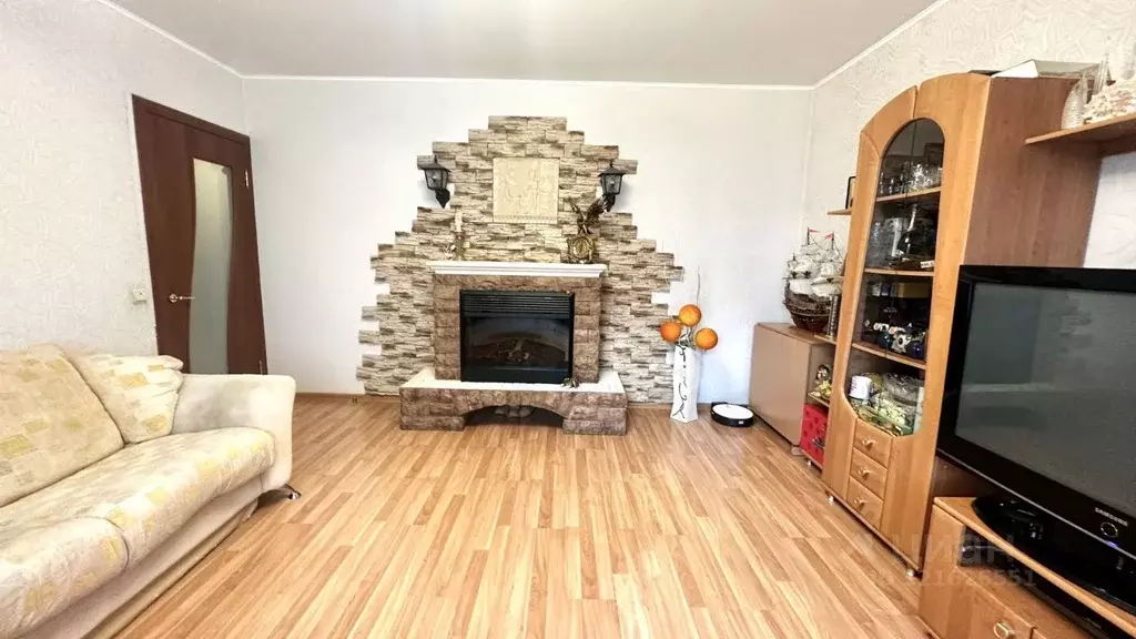 4-к кв. Пермский край, Пермь ул. Юрша, 9 (85.0 м) - Фото 0