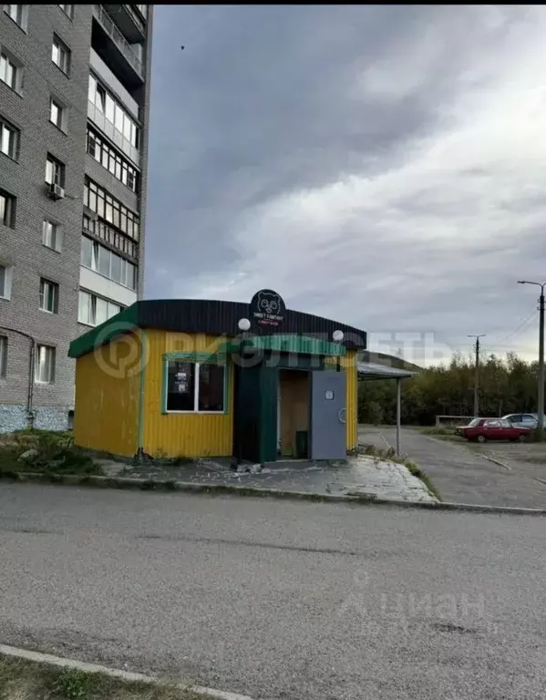 Торговая площадь в Мурманская область, Мончегорск ул. Кондрикова, 18 ... - Фото 1