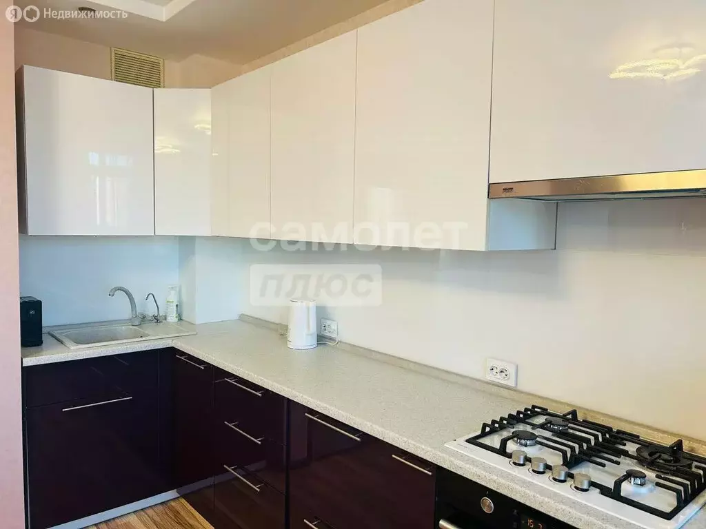 3-комнатная квартира: Тамбов, улица Агапкина, 25А (90.9 м) - Фото 1