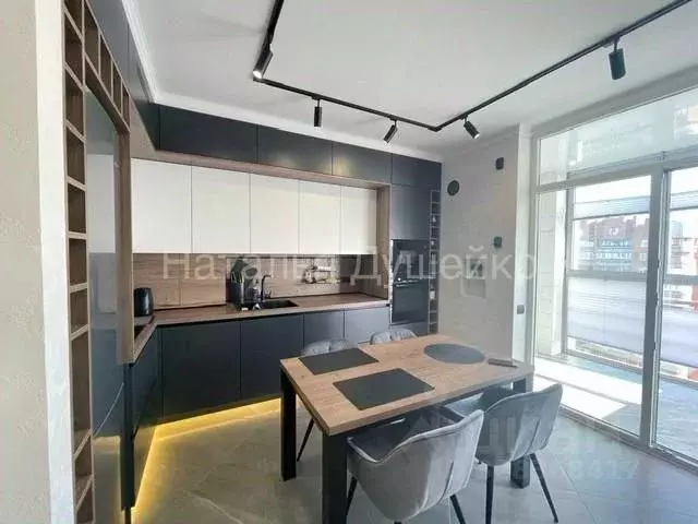 2-к кв. Калининградская область, Калининград ул. 9 Апреля, 88А (64.0 ... - Фото 1